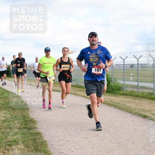 14.09.2025 - Airport Race Dr. Thomas Lammeyer http://msf.ph/oto/8872319 14.09.2025 12:16:59 Laufen 329, 4511, 4213, 101 meine-sportfotos.de