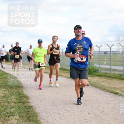 14.09.2025 - Airport Race Dr. Thomas Lammeyer http://msf.ph/oto/8872321 14.09.2025 12:16:59 Laufen 451, 4213, 101 meine-sportfotos.de