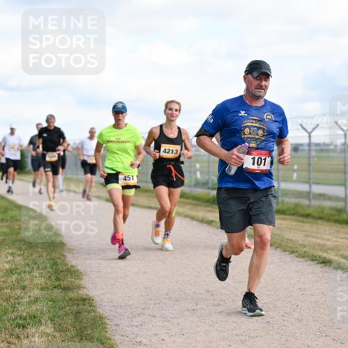 14.09.2025 - Airport Race Dr. Thomas Lammeyer http://msf.ph/oto/8872324 14.09.2025 12:16:59 Laufen 451, 4213, 101 meine-sportfotos.de