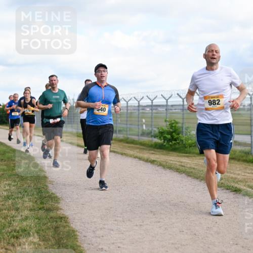 14.09.2025 - Airport Race Dr. Thomas Lammeyer http://msf.ph/oto/8872588 14.09.2025 12:17:15 Laufen 70, 540, 982 meine-sportfotos.de