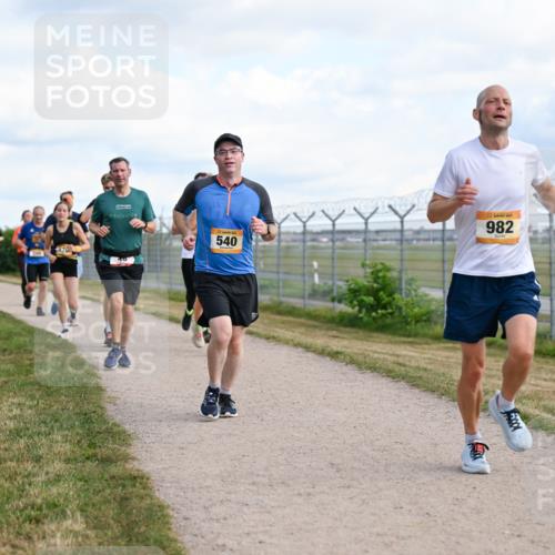 14.09.2025 - Airport Race Dr. Thomas Lammeyer http://msf.ph/oto/8872590 14.09.2025 12:17:15 Laufen 570, 40, 540, 982 meine-sportfotos.de