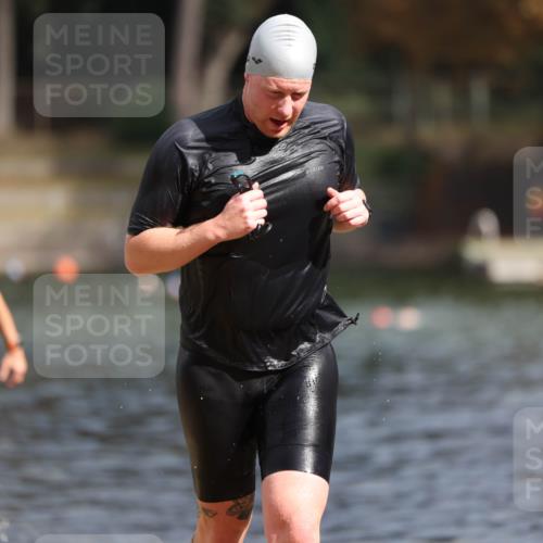 14.09.2025 - Stadtparktriathlon Michael Strokosch http://msf.ph/oto/8872685 14.09.2025 11:55:15 Schwimmen 1148, 1204 meine-sportfotos.de