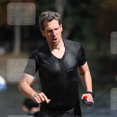 14.09.2025 - Stadtparktriathlon Michael Strokosch http://msf.ph/oto/8872728 14.09.2025 11:56:21 Schwimmen 1134, 1183 meine-sportfotos.de