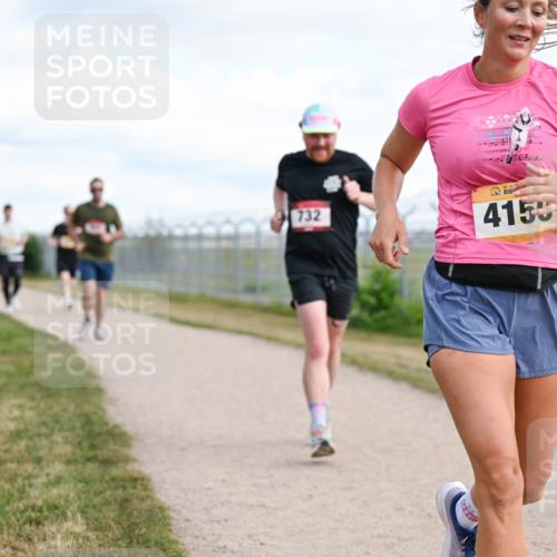 14.09.2025 - Airport Race Dr. Thomas Lammeyer http://msf.ph/oto/8872761 14.09.2025 12:17:25 Laufen 732, 4159 meine-sportfotos.de