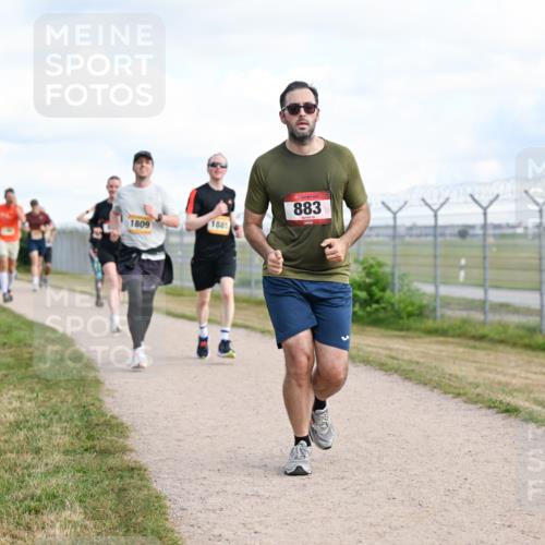14.09.2025 - Airport Race Dr. Thomas Lammeyer http://msf.ph/oto/8872794 14.09.2025 12:17:29 Laufen 1885, 1809, 883 meine-sportfotos.de