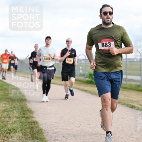 14.09.2025 - Airport Race Dr. Thomas Lammeyer http://msf.ph/oto/8872807 14.09.2025 12:17:30 Laufen 1809, 883 meine-sportfotos.de