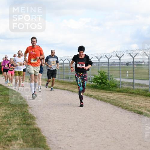 14.09.2025 - Airport Race Dr. Thomas Lammeyer http://msf.ph/oto/8872868 14.09.2025 12:17:34 Laufen 2162, 1764, 1765, 1423, 678 meine-sportfotos.de