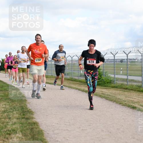 14.09.2025 - Airport Race Dr. Thomas Lammeyer http://msf.ph/oto/8872882 14.09.2025 12:17:35 Laufen 2162, 1764, 1765, 1423, 678 meine-sportfotos.de