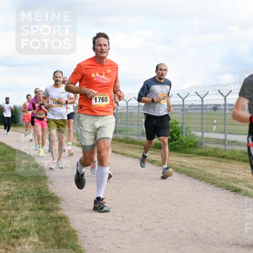 14.09.2025 - Airport Race Dr. Thomas Lammeyer http://msf.ph/oto/8872906 14.09.2025 12:17:36 Laufen 442, 2162, 176, 1765, 23, 578 meine-sportfotos.de