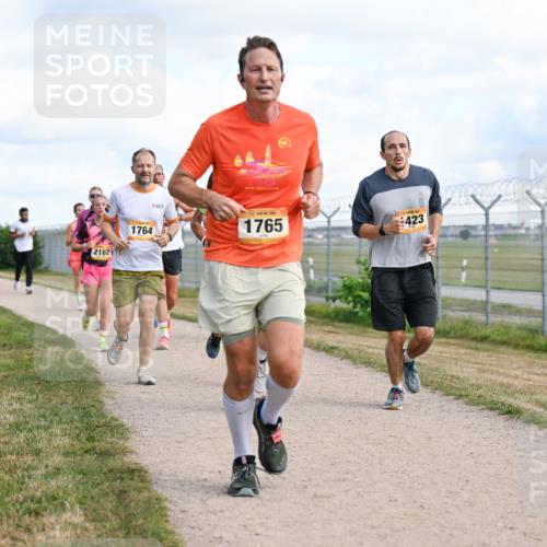 14.09.2025 - Airport Race Dr. Thomas Lammeyer http://msf.ph/oto/8872917 14.09.2025 12:17:37 Laufen 2162, 1764, 1765, 423 meine-sportfotos.de