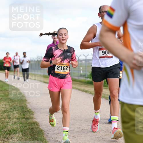 14.09.2025 - Airport Race Dr. Thomas Lammeyer http://msf.ph/oto/8872970 14.09.2025 12:17:40 Laufen 906, 1764, 2162 meine-sportfotos.de