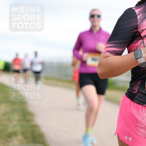 14.09.2025 - Airport Race Dr. Thomas Lammeyer http://msf.ph/oto/8872996 14.09.2025 12:17:41 Laufen 42, 2162 meine-sportfotos.de