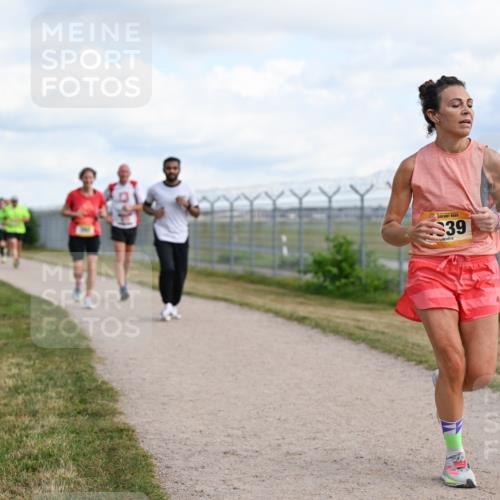 14.09.2025 - Airport Race Dr. Thomas Lammeyer http://msf.ph/oto/8873003 14.09.2025 12:17:43 Laufen 39 meine-sportfotos.de