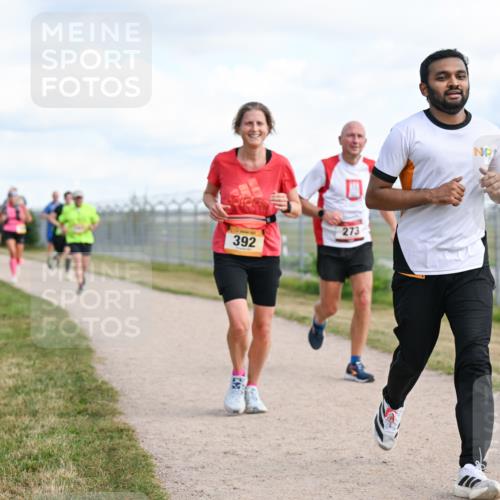 14.09.2025 - Airport Race Dr. Thomas Lammeyer http://msf.ph/oto/8873044 14.09.2025 12:17:46 Laufen 273, 392 meine-sportfotos.de