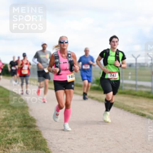 14.09.2025 - Airport Race Dr. Thomas Lammeyer http://msf.ph/oto/8873130 14.09.2025 12:17:52 Laufen 145, 743 meine-sportfotos.de