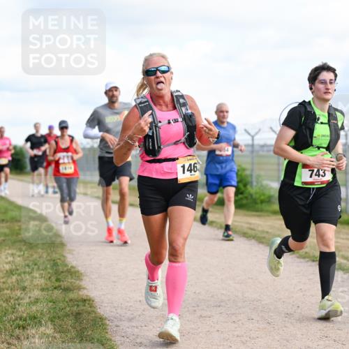 14.09.2025 - Airport Race Dr. Thomas Lammeyer http://msf.ph/oto/8873137 14.09.2025 12:17:53 Laufen 146, 743 meine-sportfotos.de