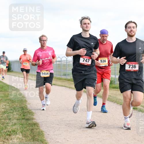 14.09.2025 - Airport Race Dr. Thomas Lammeyer http://msf.ph/oto/8873248 14.09.2025 12:17:59 Laufen 1184, 1454, 747, 536, 536, 736 meine-sportfotos.de