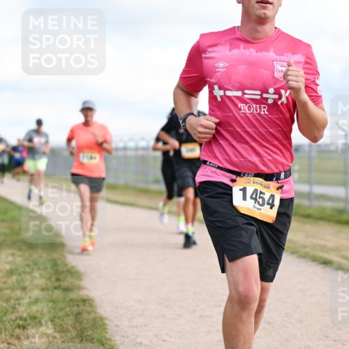 14.09.2025 - Airport Race Dr. Thomas Lammeyer http://msf.ph/oto/8873284 14.09.2025 12:18:01 Laufen 11532, 1454 meine-sportfotos.de