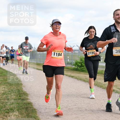 14.09.2025 - Airport Race Dr. Thomas Lammeyer http://msf.ph/oto/8873317 14.09.2025 12:18:03 Laufen 1184, 2155, 395 meine-sportfotos.de