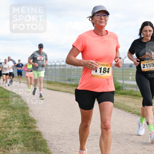 14.09.2025 - Airport Race Dr. Thomas Lammeyer http://msf.ph/oto/8873325 14.09.2025 12:18:03 Laufen 184, 2155 meine-sportfotos.de