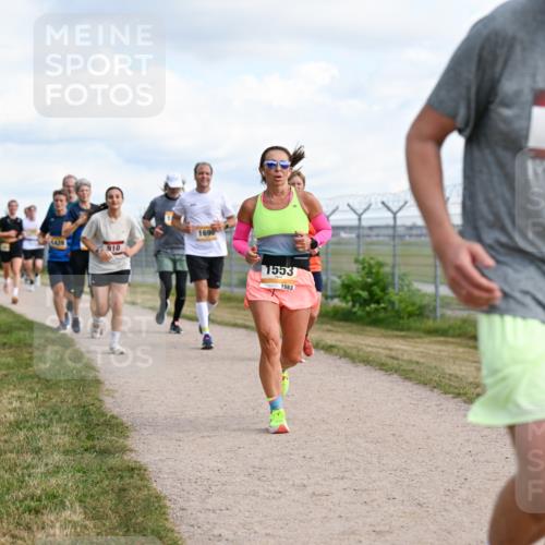 14.09.2025 - Airport Race Dr. Thomas Lammeyer http://msf.ph/oto/8873395 14.09.2025 12:18:08 Laufen 1428, 910, 1698, 1553, 1553, 198 meine-sportfotos.de