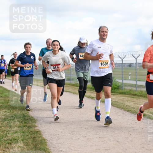 14.09.2025 - Airport Race Dr. Thomas Lammeyer http://msf.ph/oto/8873439 14.09.2025 12:18:10 Laufen 501, 28, 916, 131, 1698, 112 meine-sportfotos.de