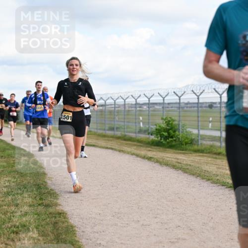14.09.2025 - Airport Race Dr. Thomas Lammeyer http://msf.ph/oto/8873491 14.09.2025 12:18:13 Laufen 1225, 1501, 296 meine-sportfotos.de