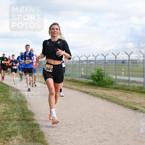 14.09.2025 - Airport Race Dr. Thomas Lammeyer http://msf.ph/oto/8873503 14.09.2025 12:18:14 Laufen 1229, 1501 meine-sportfotos.de