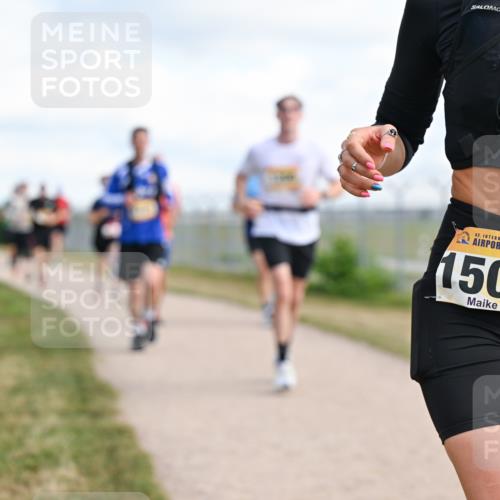 14.09.2025 - Airport Race Dr. Thomas Lammeyer http://msf.ph/oto/8873531 14.09.2025 12:18:16 Laufen 42, 1501 meine-sportfotos.de