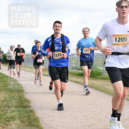 14.09.2025 - Airport Race Dr. Thomas Lammeyer http://msf.ph/oto/8873554 14.09.2025 12:18:17 Laufen 583, 1225, 61, 1205, 1205 meine-sportfotos.de