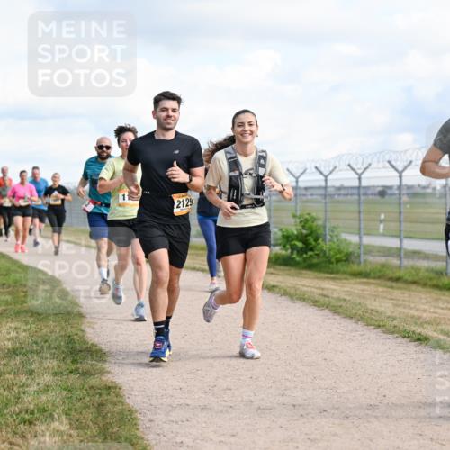 14.09.2025 - Airport Race Dr. Thomas Lammeyer http://msf.ph/oto/8873721 14.09.2025 12:18:27 Laufen 2129, 1798, 1798 meine-sportfotos.de