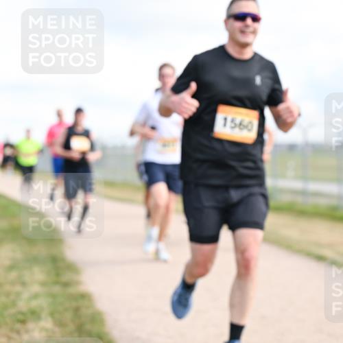 14.09.2025 - Airport Race Dr. Thomas Lammeyer http://msf.ph/oto/8873899 14.09.2025 12:18:38 Laufen 1560 meine-sportfotos.de