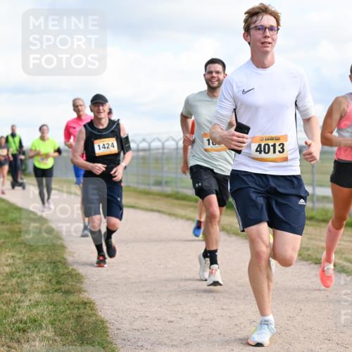 14.09.2025 - Airport Race Dr. Thomas Lammeyer http://msf.ph/oto/8873916 14.09.2025 12:18:39 Laufen 1424, 4013, 1253 meine-sportfotos.de