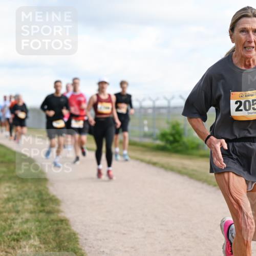 14.09.2025 - Airport Race Dr. Thomas Lammeyer http://msf.ph/oto/8874073 14.09.2025 12:18:47 Laufen 2057 meine-sportfotos.de