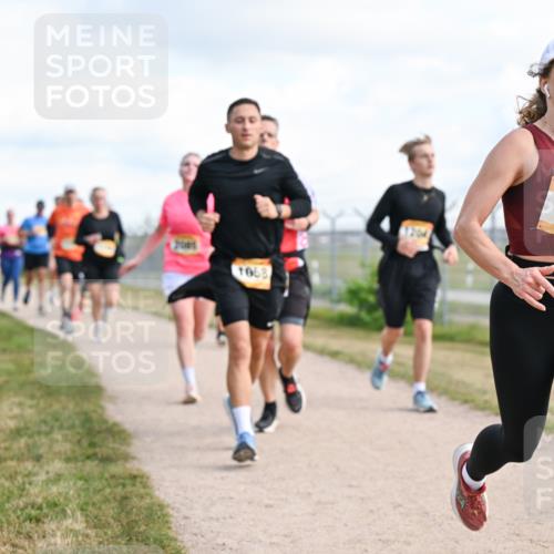 14.09.2025 - Airport Race Dr. Thomas Lammeyer http://msf.ph/oto/8874113 14.09.2025 12:18:50 Laufen 1068, 1709 meine-sportfotos.de