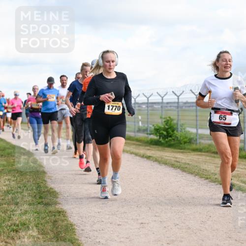 14.09.2025 - Airport Race Dr. Thomas Lammeyer http://msf.ph/oto/8874163 14.09.2025 12:18:53 Laufen 2759, 1770, 65 meine-sportfotos.de