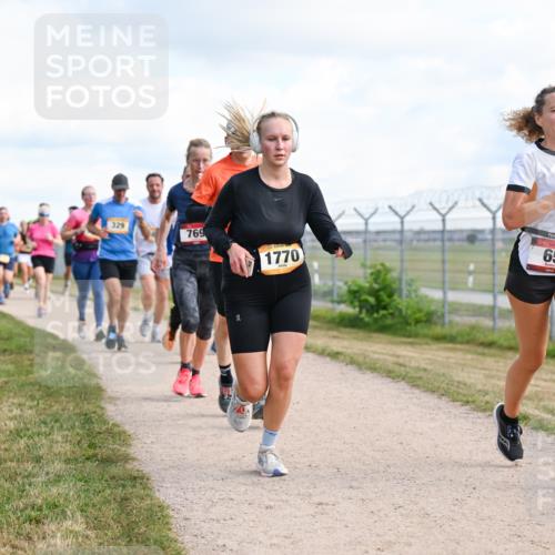 14.09.2025 - Airport Race Dr. Thomas Lammeyer http://msf.ph/oto/8874169 14.09.2025 12:18:53 Laufen 329, 769, 1770, 65 meine-sportfotos.de