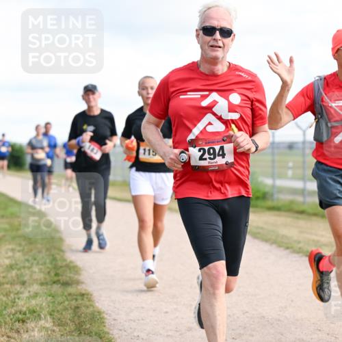14.09.2025 - Airport Race Dr. Thomas Lammeyer http://msf.ph/oto/8874327 14.09.2025 12:19:03 Laufen 115, 294, 574 meine-sportfotos.de