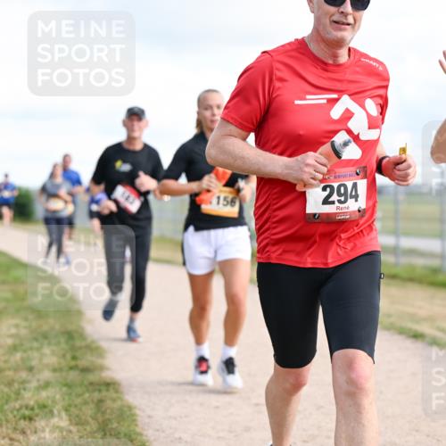 14.09.2025 - Airport Race Dr. Thomas Lammeyer http://msf.ph/oto/8874333 14.09.2025 12:19:03 Laufen 143, 156, 294, 57 meine-sportfotos.de