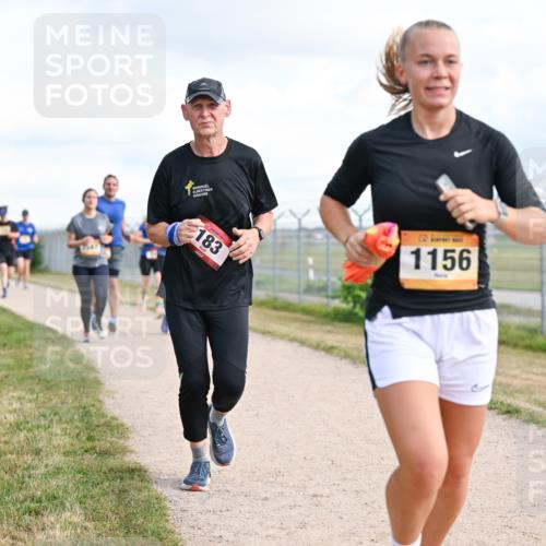 14.09.2025 - Airport Race Dr. Thomas Lammeyer http://msf.ph/oto/8874349 14.09.2025 12:19:04 Laufen 183, 1156 meine-sportfotos.de