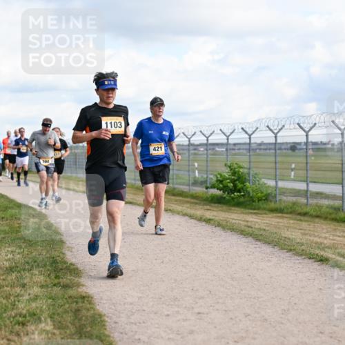 14.09.2025 - Airport Race Dr. Thomas Lammeyer http://msf.ph/oto/8874466 14.09.2025 12:19:11 Laufen 163453, 300, 117, 1103, 421 meine-sportfotos.de