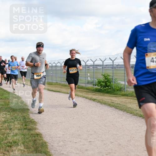 14.09.2025 - Airport Race Dr. Thomas Lammeyer http://msf.ph/oto/8874510 14.09.2025 12:19:14 Laufen 1634, 300, 1117, 421 meine-sportfotos.de