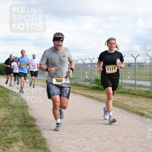 14.09.2025 - Airport Race Dr. Thomas Lammeyer http://msf.ph/oto/8874535 14.09.2025 12:19:15 Laufen 1634, 300, 1117 meine-sportfotos.de