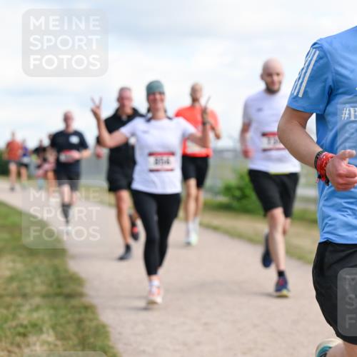 14.09.2025 - Airport Race Dr. Thomas Lammeyer http://msf.ph/oto/8874609 14.09.2025 12:19:20 Laufen 42, 1634 meine-sportfotos.de