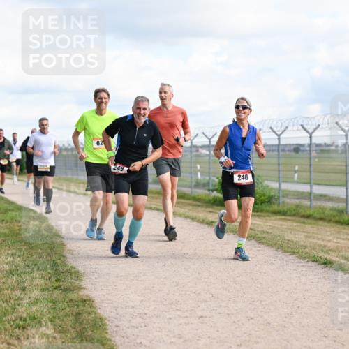 14.09.2025 - Airport Race Dr. Thomas Lammeyer http://msf.ph/oto/8874744 14.09.2025 12:19:28 Laufen 62, 249, 248 meine-sportfotos.de