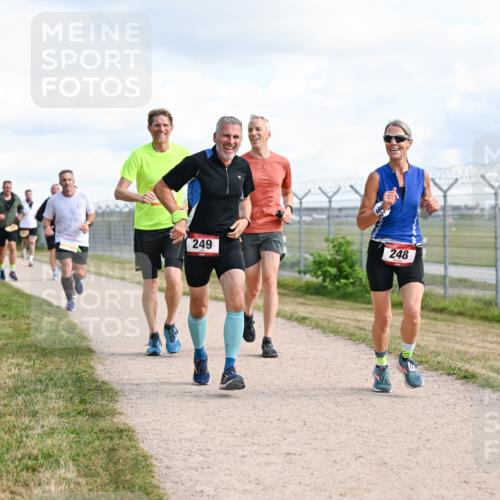 14.09.2025 - Airport Race Dr. Thomas Lammeyer http://msf.ph/oto/8874748 14.09.2025 12:19:28 Laufen 249, 248 meine-sportfotos.de