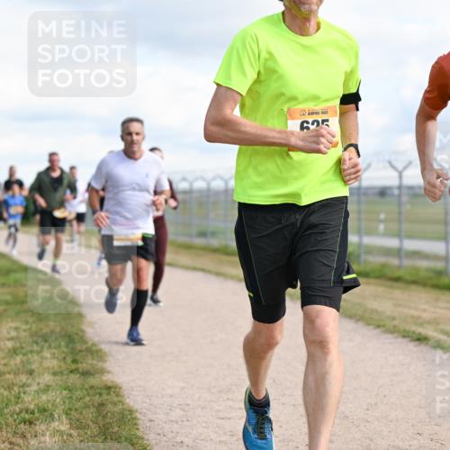 14.09.2025 - Airport Race Dr. Thomas Lammeyer http://msf.ph/oto/8874791 14.09.2025 12:19:31 Laufen 625 meine-sportfotos.de