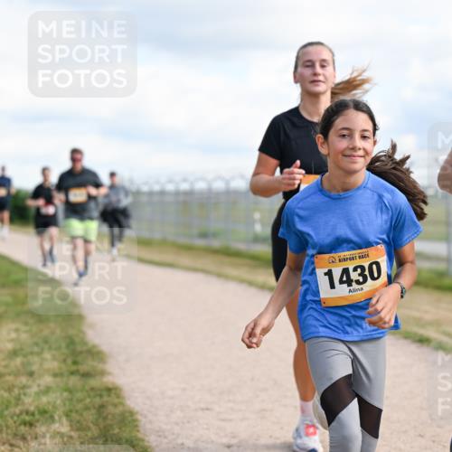 14.09.2025 - Airport Race Dr. Thomas Lammeyer http://msf.ph/oto/8874916 14.09.2025 12:19:38 Laufen 42, 1430, 1 meine-sportfotos.de