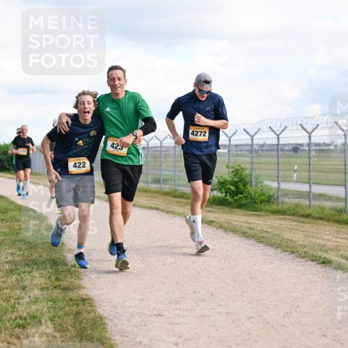 14.09.2025 - Airport Race Dr. Thomas Lammeyer http://msf.ph/oto/8875035 14.09.2025 12:19:46 Laufen 1152, 422, 429, 4272 meine-sportfotos.de