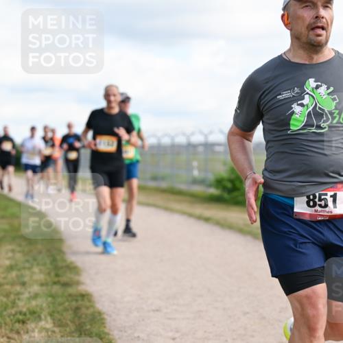 14.09.2025 - Airport Race Dr. Thomas Lammeyer http://msf.ph/oto/8875104 14.09.2025 12:19:51 Laufen 361, 851 meine-sportfotos.de